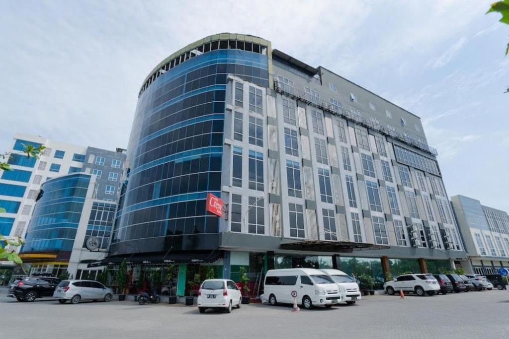 The Crew Hotel Kualanamu International Airport Medan Exterior photo