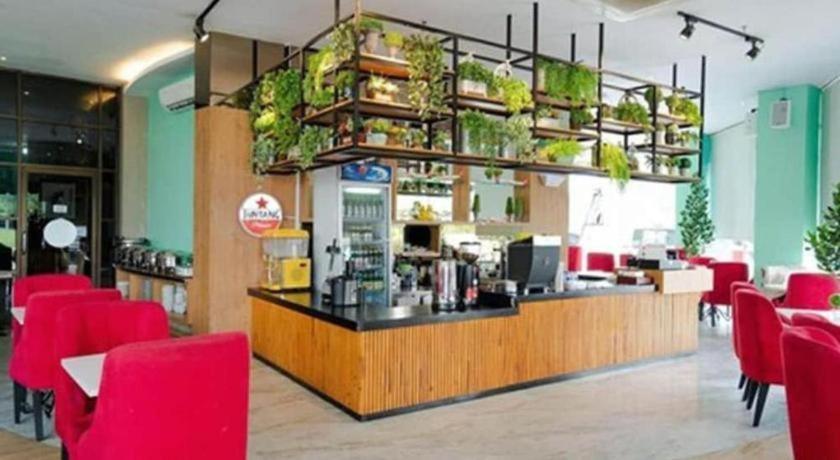 The Crew Hotel Kualanamu International Airport Medan Exterior photo
