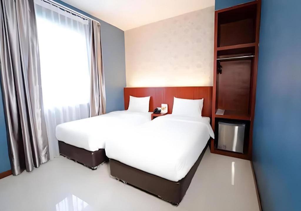 The Crew Hotel Kualanamu International Airport Medan Exterior photo